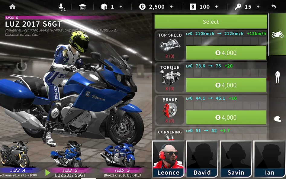 Real Moto Traffic (Реал Мото Трафик) [MOD: Много монет/Энергии] - Скриншот 3